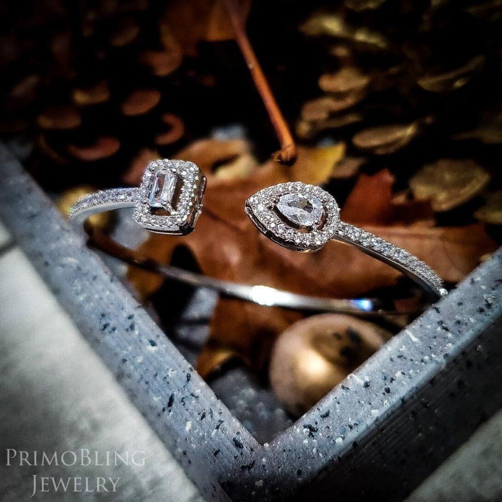 Beautiful Iced Out Ladies Bangle